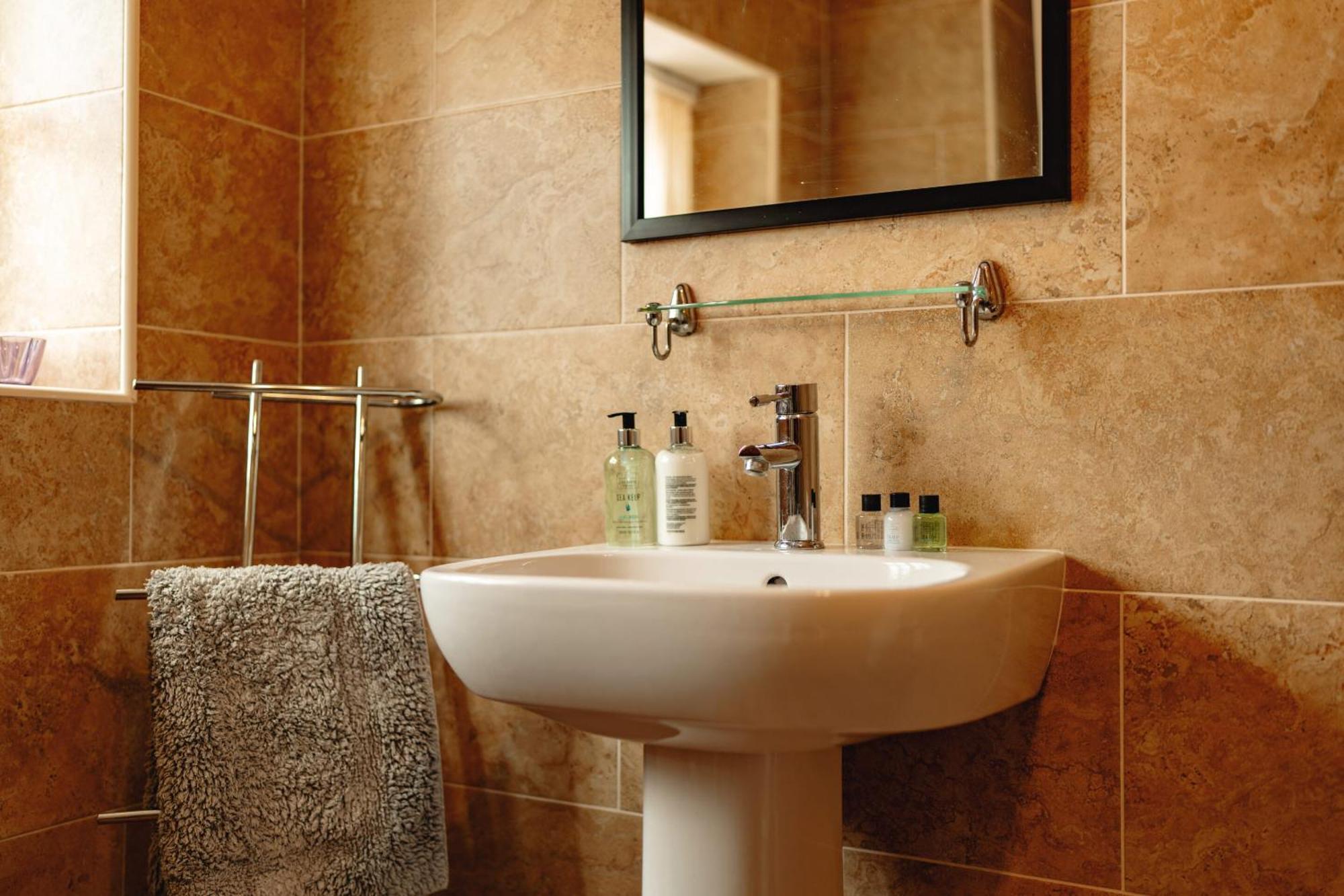 Wheatacre White Lion Hotel Burgh Saint Peter Cameră foto